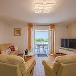 Le Forum De La Mer-1 By Interhome Апартаменты Сен-Глф
